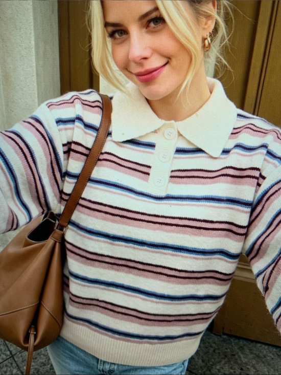 Sweaters - Striped Polo Collar Women's Sweater in Cream and Pink